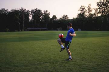 日本至今未能在世界杯淘汰赛赢过球（配图示意）